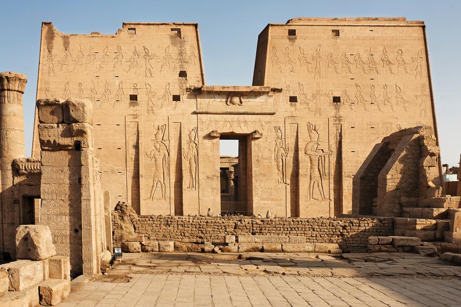 Edfu → Kom Ombo → Assuão