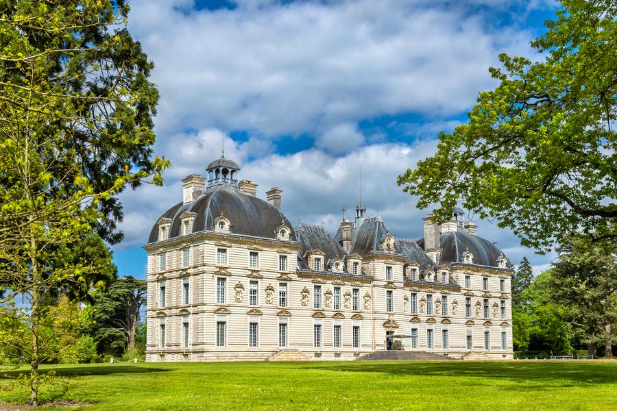 Cheverny → Blois → Paris